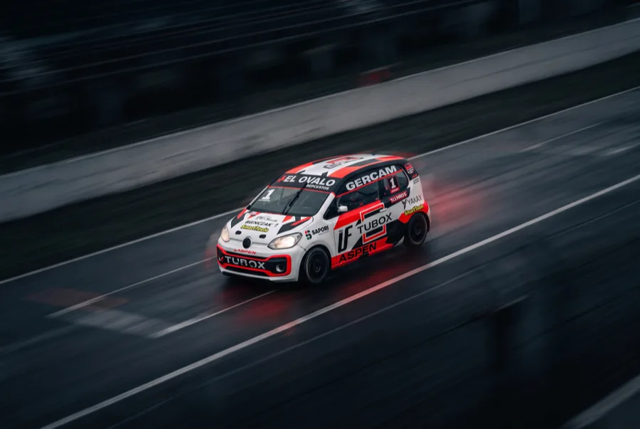 Tu Box — firefly use the attached volkswagen up as the exact vehicle 